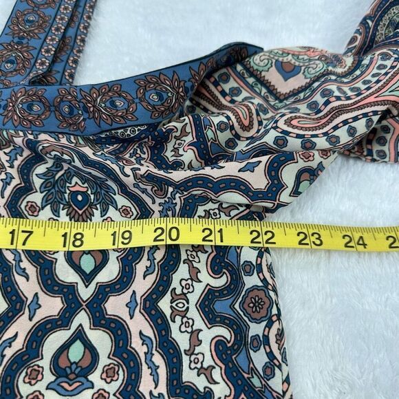 BCBG MaxAzria Size L Off Shoulder Statement Sleeve Paisley Blouse Medallion Boho - Picture 9 of 10